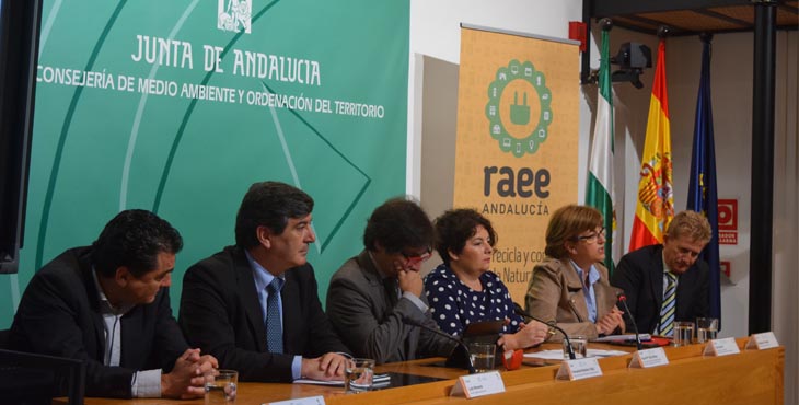 Ecolec colabora en el I Taller de información ambiental sobre el reciclaje y reutilización de residuos de RAEE