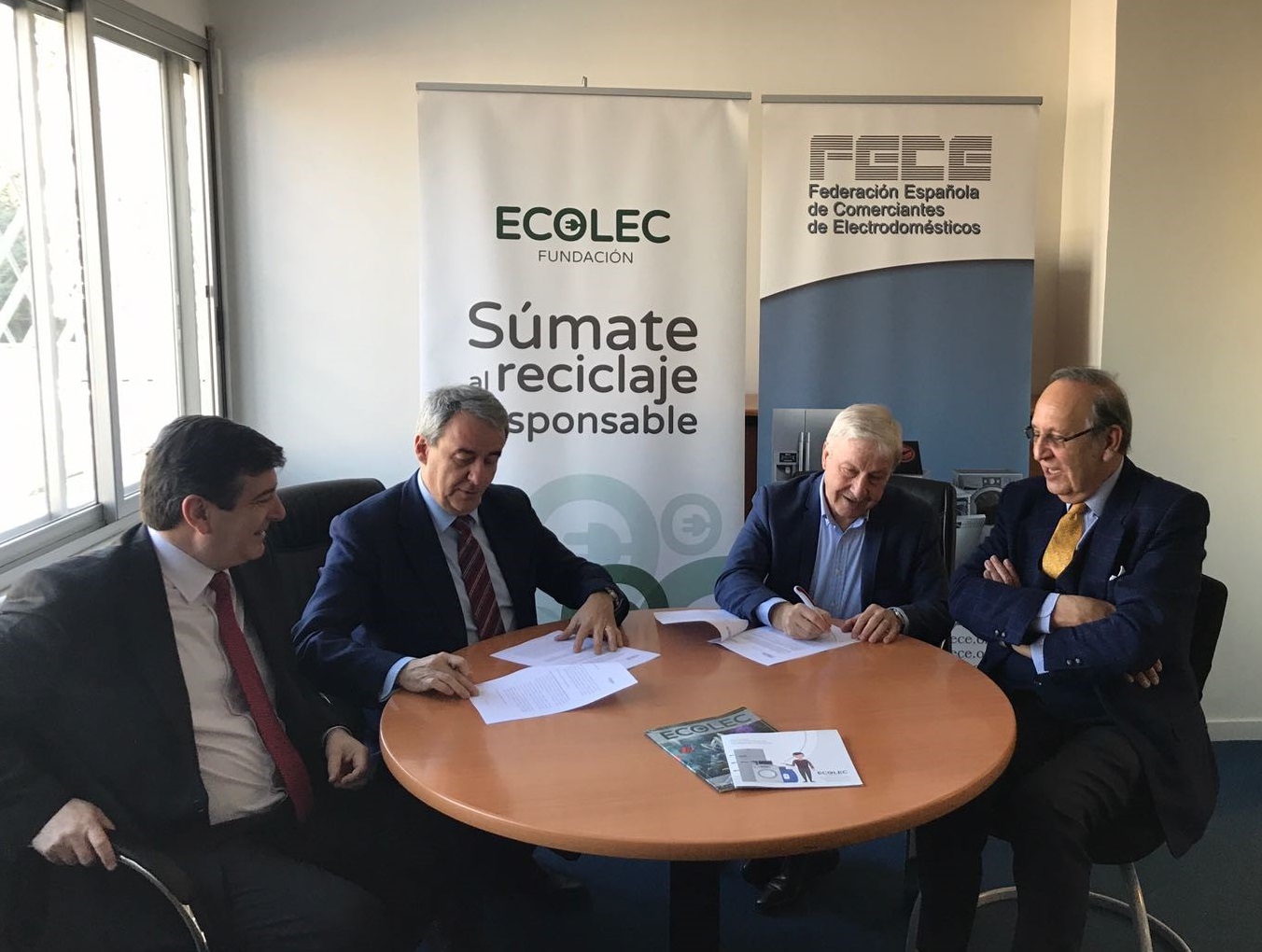 Fundación Ecolec y FECE ratifican su convenio de colaboración para los dos próximos años