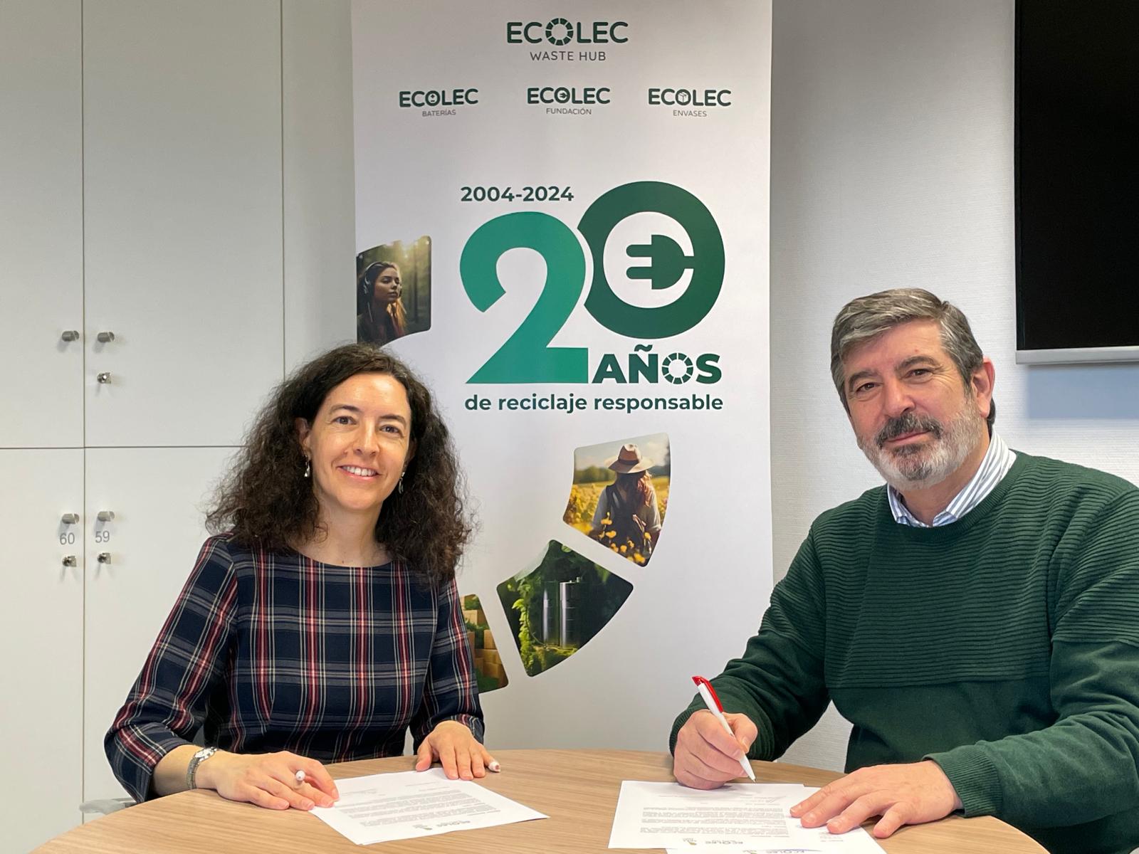 ECOLEC Waste Hub y APIA firman un convenio de colaboración para impulsar la comunicación ambiental en el XVI Congreso Nacional de Periodismo Ambiental
